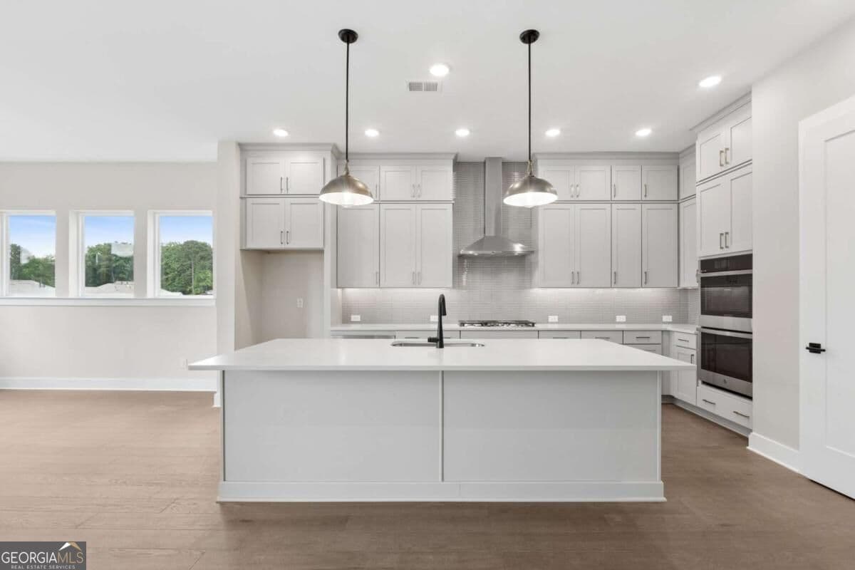 4 bedroom, 4 bathroom, 2,994 sq ft single family residence for sale at 251 Wild Ginger Bend, Woodstock, GA 30188 — photo 7