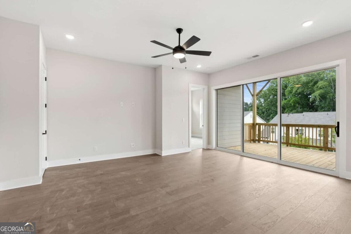 4 bedroom, 4 bathroom, 2,994 sq ft single family residence for sale at 251 Wild Ginger Bend, Woodstock, GA 30188 — photo 9