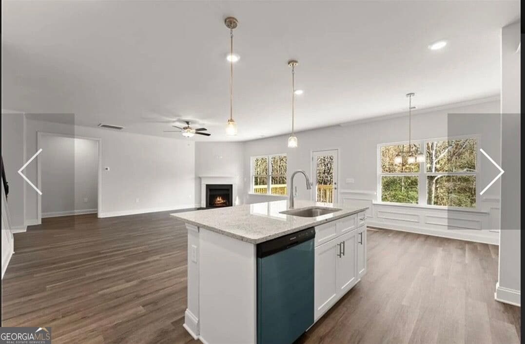 5 bedroom, 4 bathroom, 3,900 sq ft single family residence for sale at 471 Spring Shadow Drive, Pendergrass, GA 30567 — photo 6