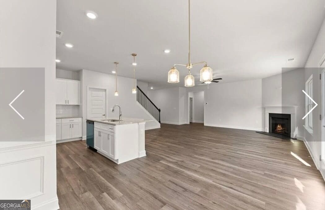 5 bedroom, 4 bathroom, 3,900 sq ft single family residence for sale at 471 Spring Shadow Drive, Pendergrass, GA 30567 — photo 8