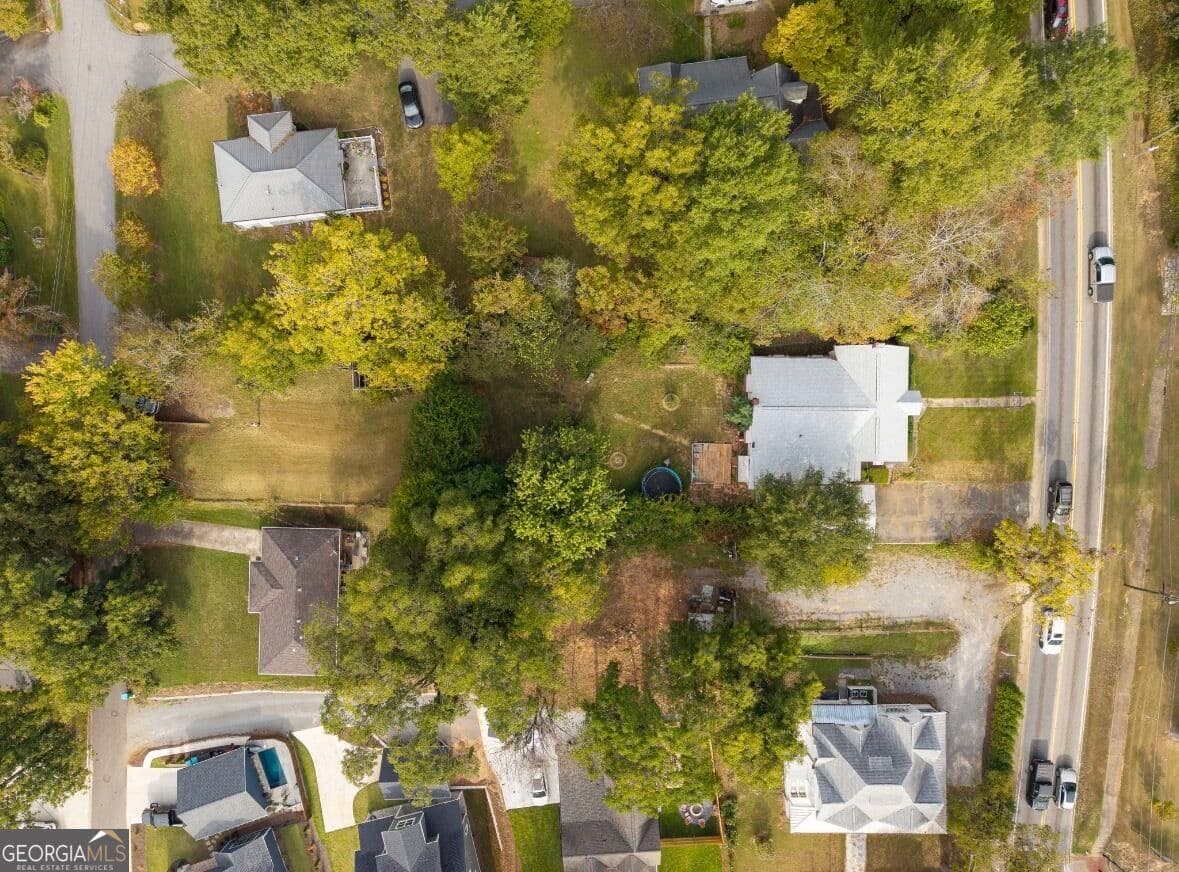 3 bedroom, 1 bathroom single family residence for sale at 175 A W Roberts Drive, Ball Ground, GA 30107 — photo 9