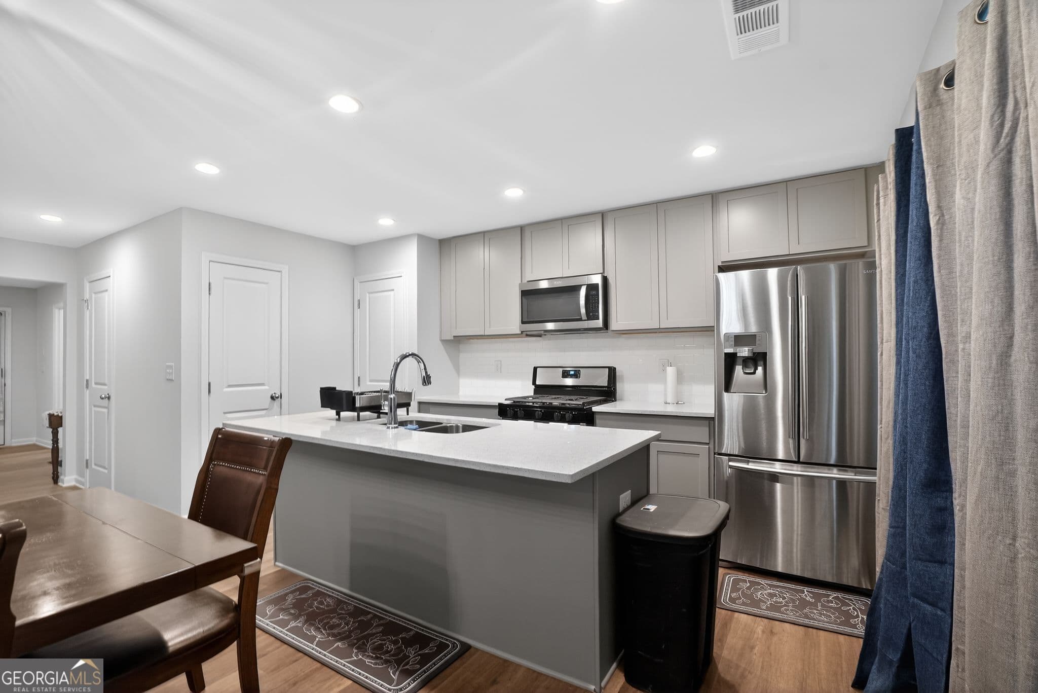 4 bedroom, 2.5 bathroom, 2,000 sq ft single family residence for rent at 1127 2nd Street, Atlanta, GA 30318 for $2,840 a month — photo 7