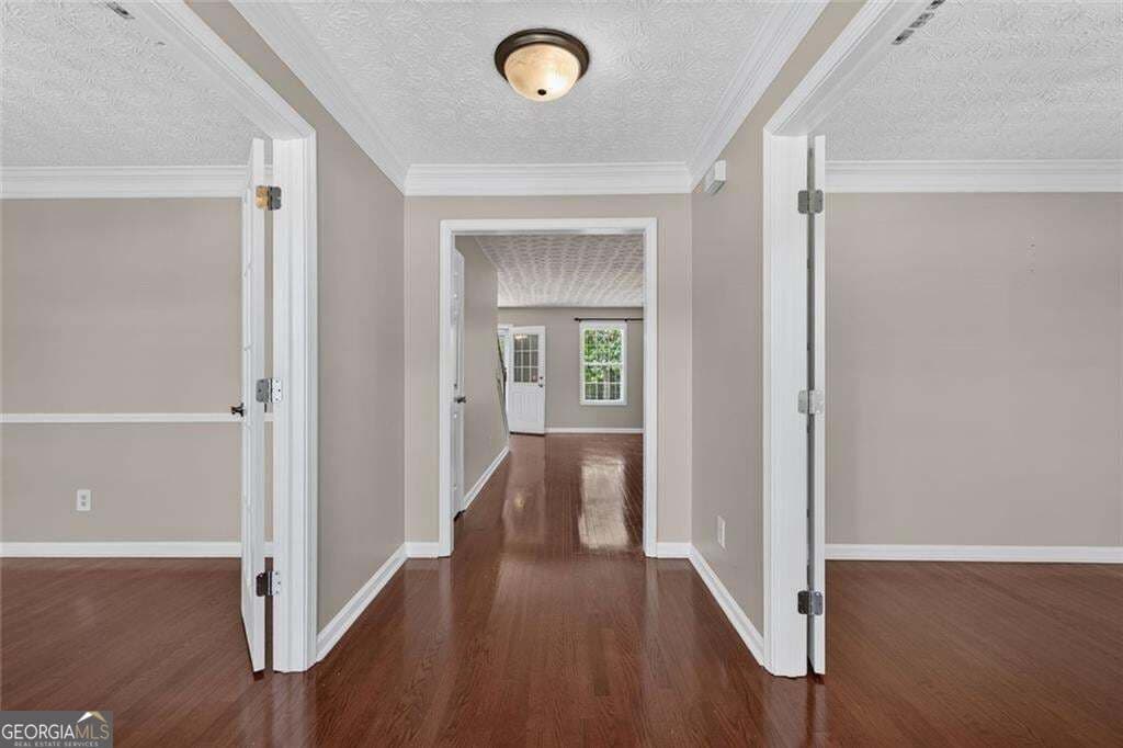 4 bedroom, 2.5 bathroom, 3,176 sq ft single family residence for sale at 17 Creekview Court, Acworth, GA 30101 — photo 3