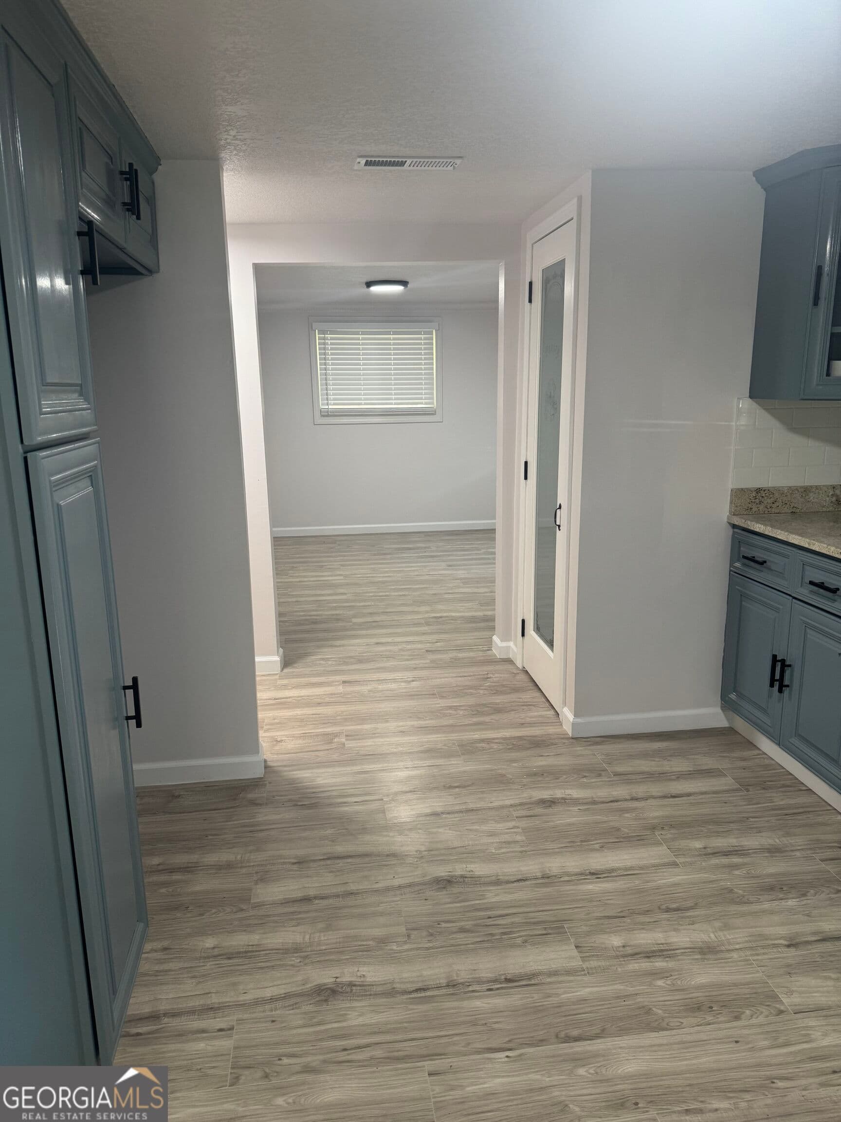2 bedroom, 1 bathroom, 1,080 sq ft single family residence under contract at 145 Henry Circle, Lafayette, GA 30728 — photo 10