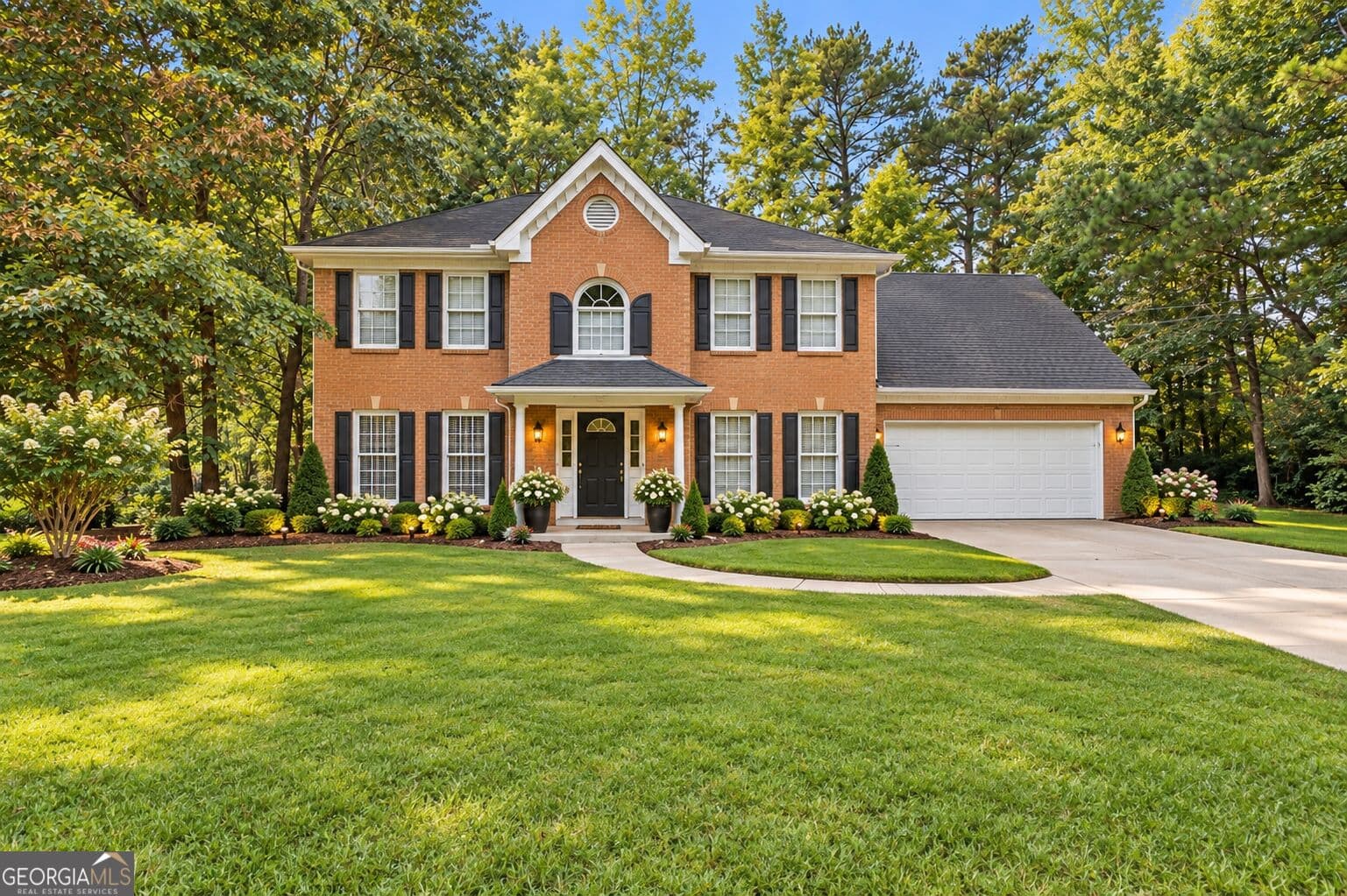 4 bedroom, 2.5 bathroom, 2,372 sq ft single family residence for sale at 2001 Amherst Lane, Conyers, GA 30094 — photo 2