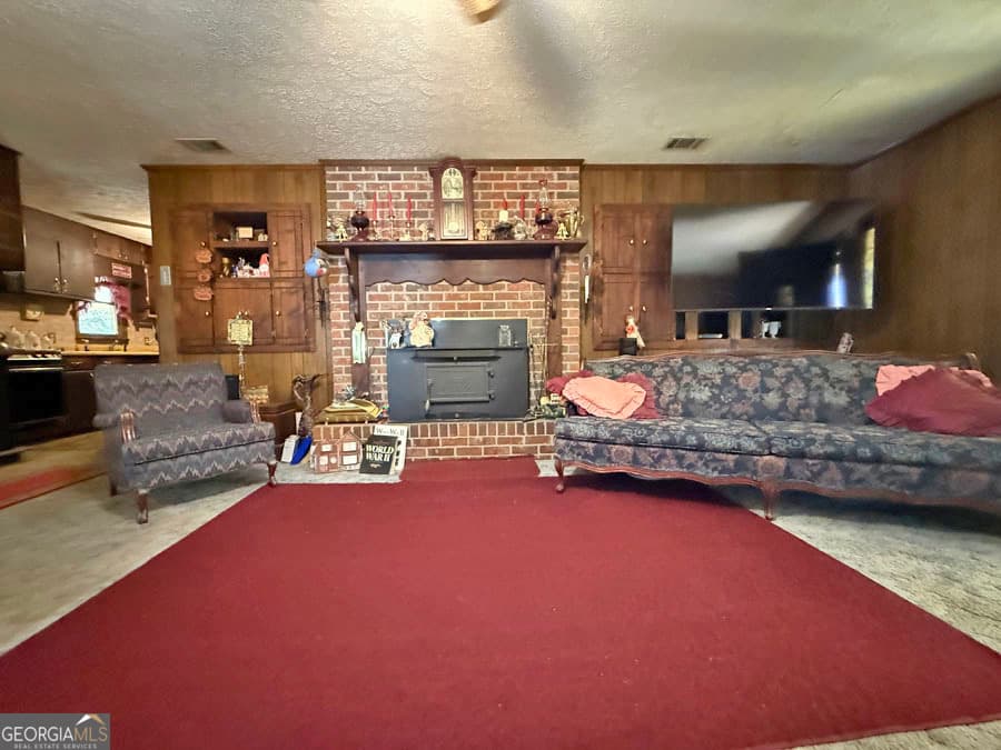 2 bedroom, 2 bathroom, 1,484 sq ft single family residence for sale at 410 Cedar Street, Lavonia, GA 30553 — photo 4