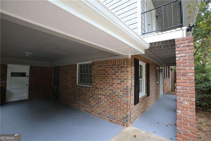 4 bedroom, 2 bathroom, 2,074 sq ft single family residence for sale at 3093 Thrasher Circle, Decatur, GA 30032 — photo 9