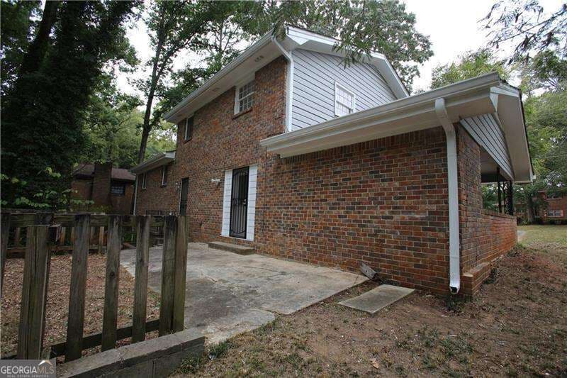 4 bedroom, 2 bathroom, 2,074 sq ft single family residence for sale at 3093 Thrasher Circle, Decatur, GA 30032 — photo 8