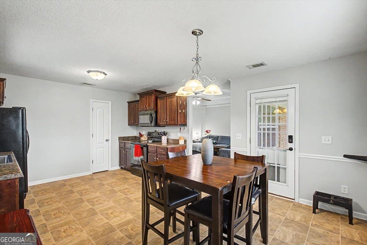 3 bedroom, 2 bathroom, 1,436 sq ft single family residence for sale at 73 Mill Pond Lane, Ludowici, GA 31316 — photo 10