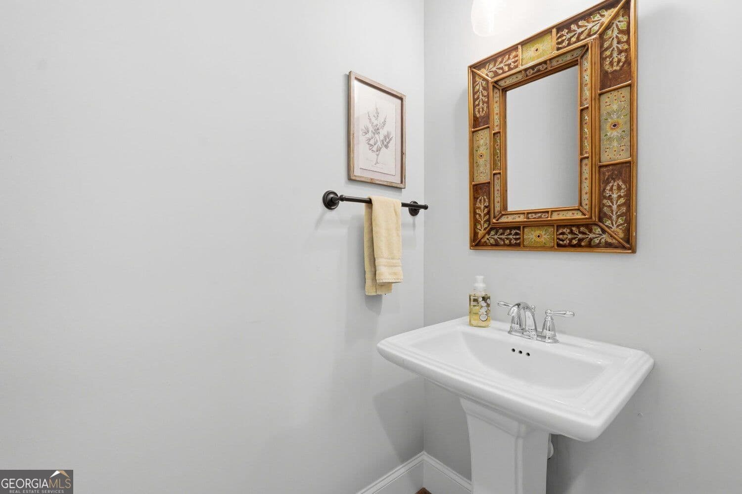 4 bedroom, 3.5 bathroom, 3,080 sq ft townhouse for sale at 468 Springer Bend, Marietta, GA 30060 — photo 4