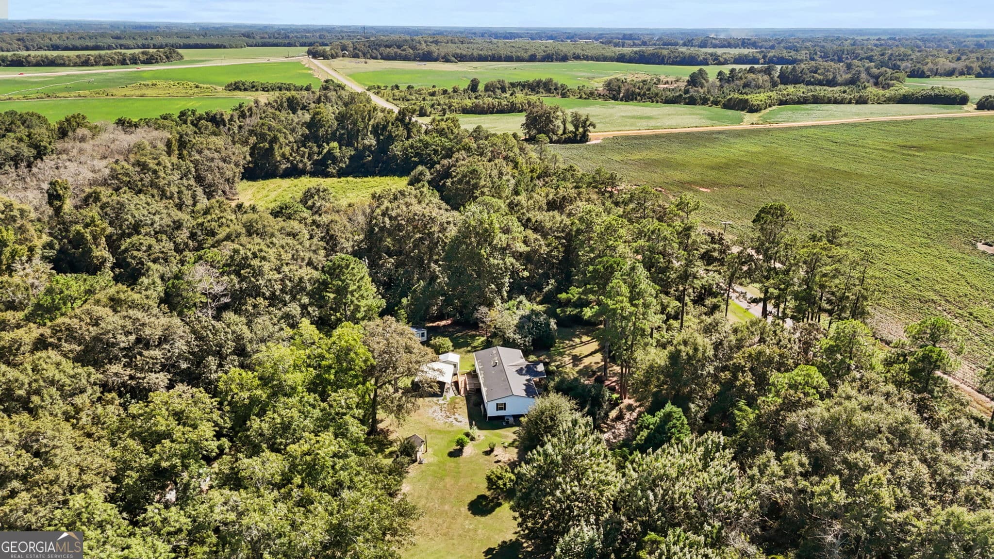 3 bedroom, 2 bathroom, 1,620 sq ft manufactured home,single family residence for sale at 780 Old National Highway, Pinehurst, GA 31070 — photo 6