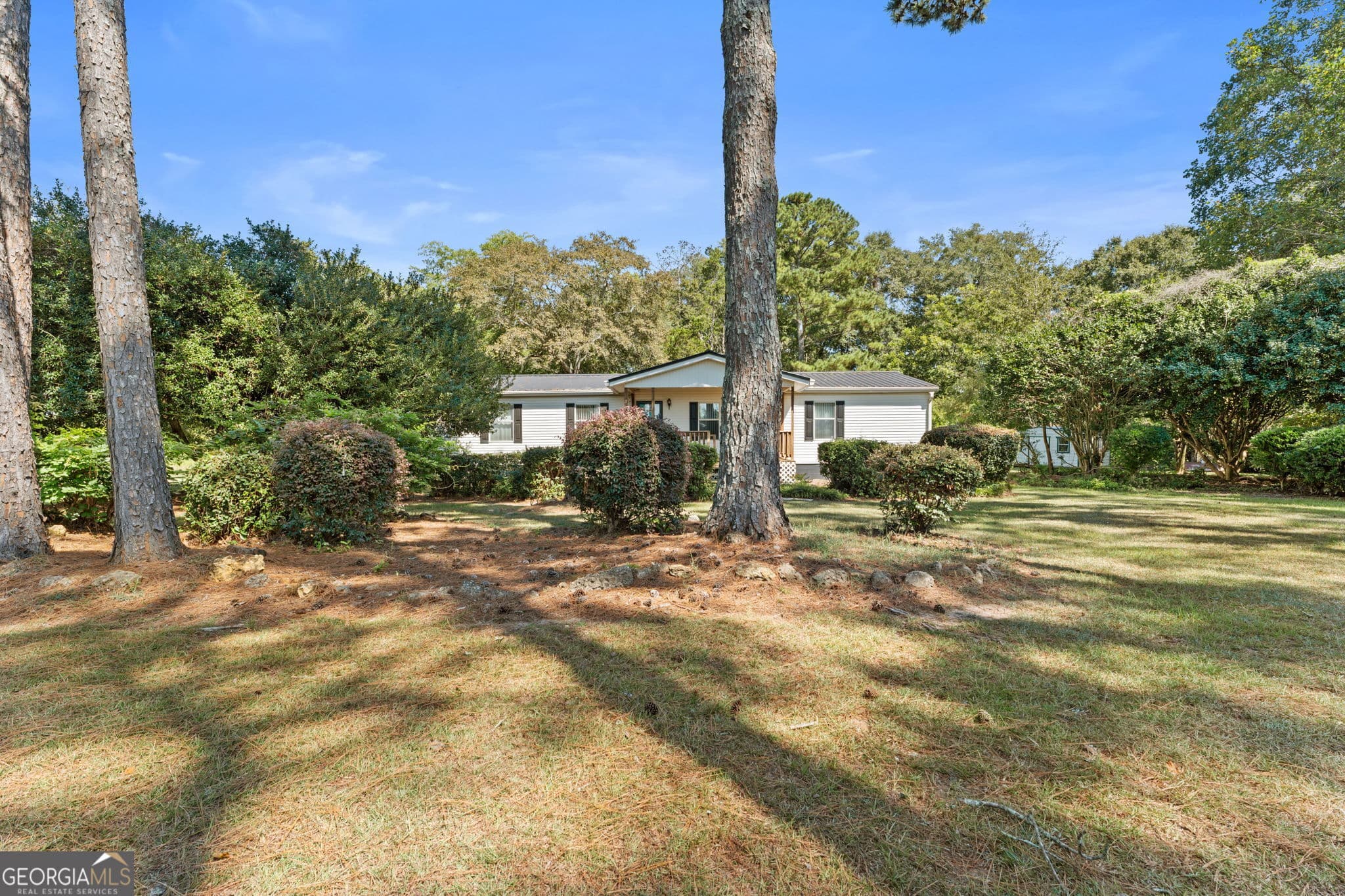 3 bedroom, 2 bathroom, 1,620 sq ft manufactured home,single family residence for sale at 780 Old National Highway, Pinehurst, GA 31070