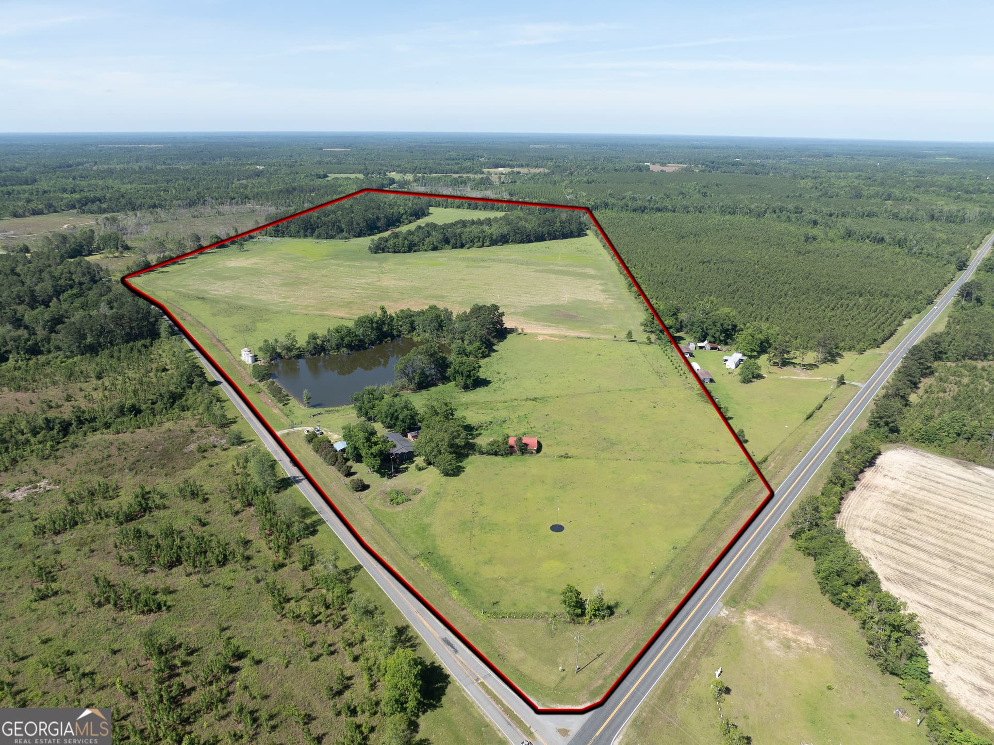3 bedroom, 2 bathroom, 1,865 sq ft single family residence for sale at 3349 B Scotland Road, Alamo, GA 30411 — photo 1 of 73