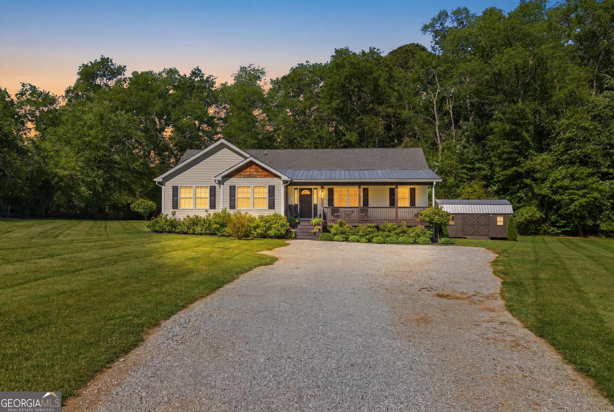 3 bedroom, 2 bathroom, 1,796 sq ft single family residence sold at 1355 Hickory Knoll Road, Franklin, NC 28734