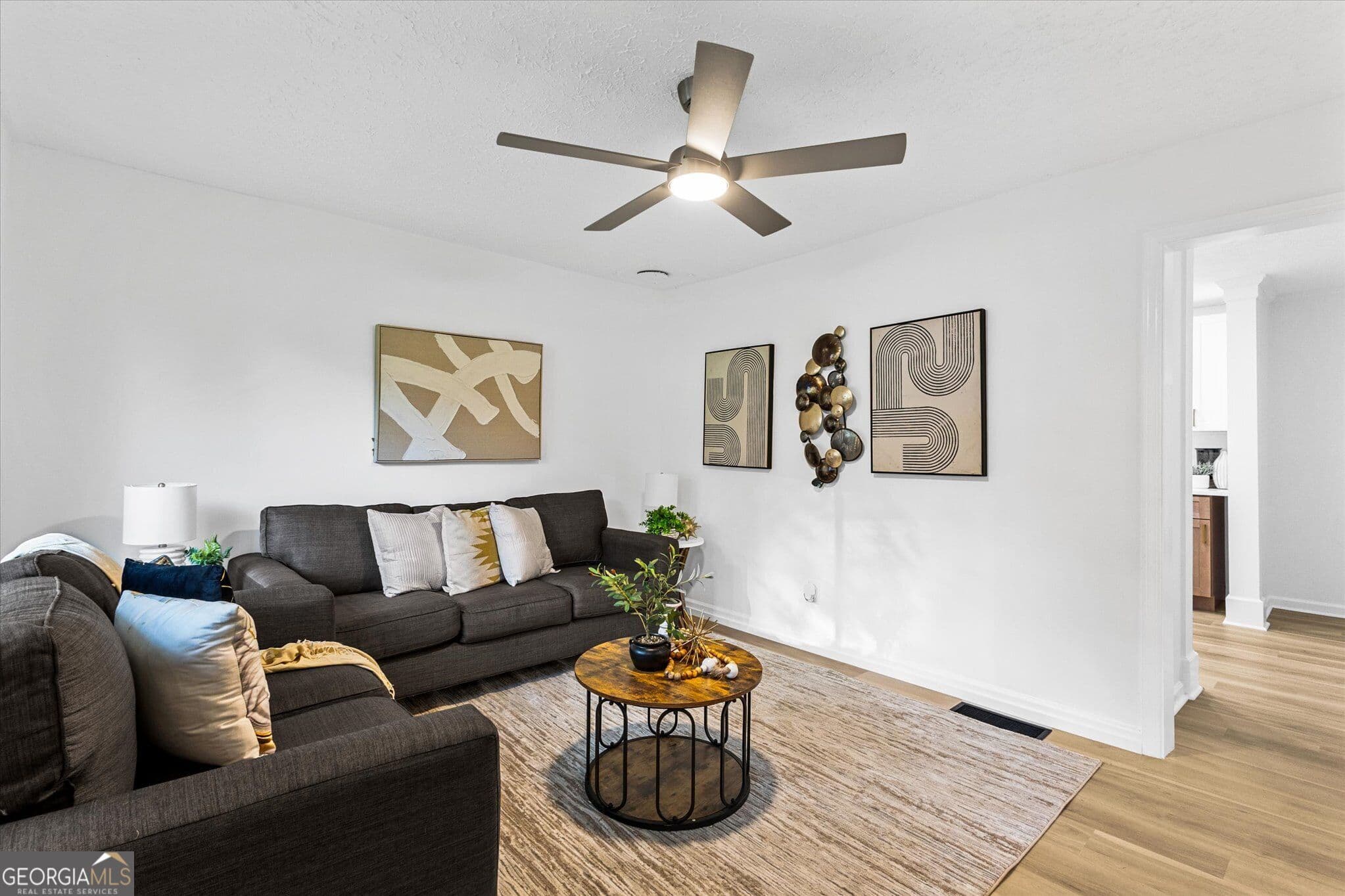 3 bedroom, 2 bathroom, 1,472 sq ft single family residence for sale at 6275 Bennett Lane, Mableton, GA 30126 — photo 7
