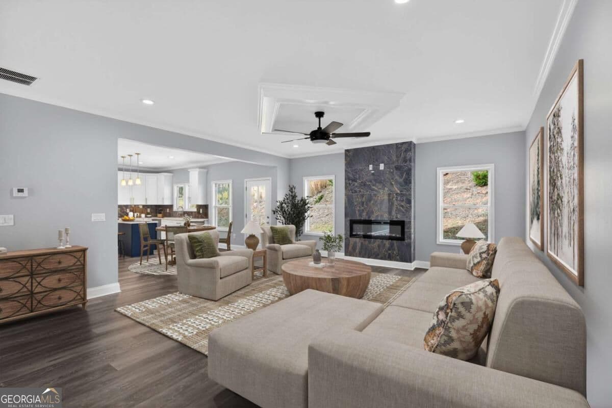 5 bedroom, 4 bathroom, 3,620 sq ft single family residence for sale at 1226 Bloomsbury Lane, Gainesville, GA 30501 — photo 2