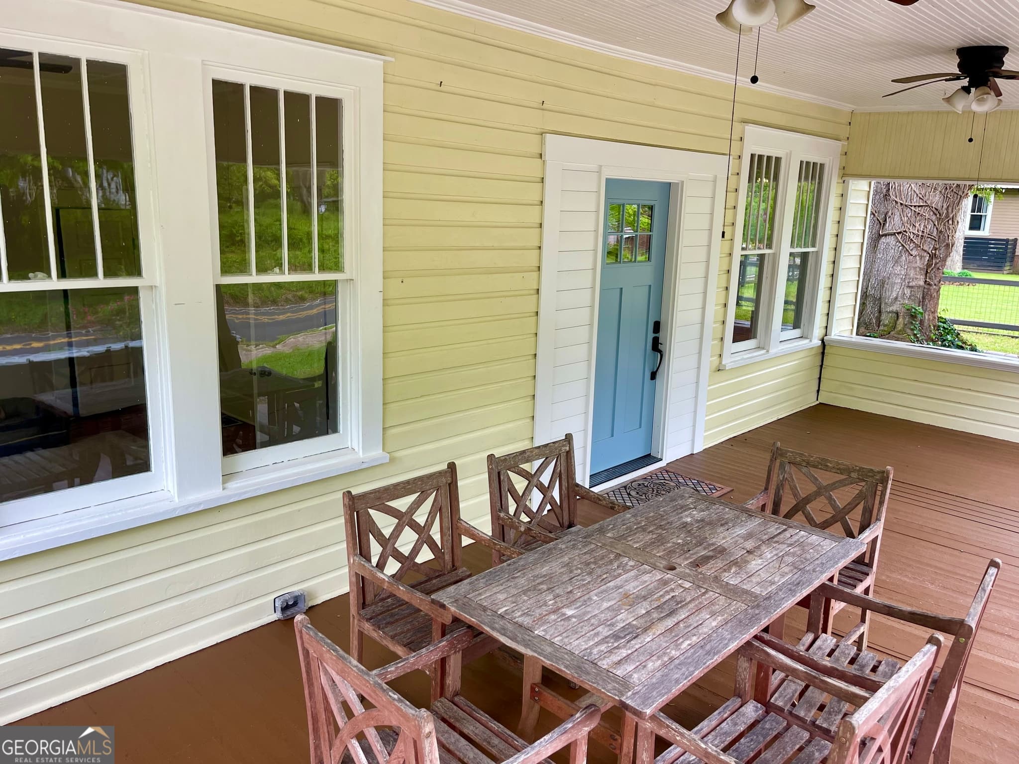 3 bedroom, 2 bathroom, 1,671 sq ft single family residence for sale at 314 W South Street, Greensboro, GA 30642 — photo 3