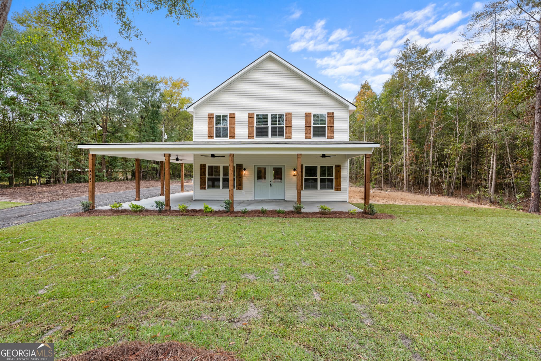 5 bedroom, 3 bathroom, 3,024 sq ft single family residence sold at 695 Log Landing Road, Springfield, GA 31329