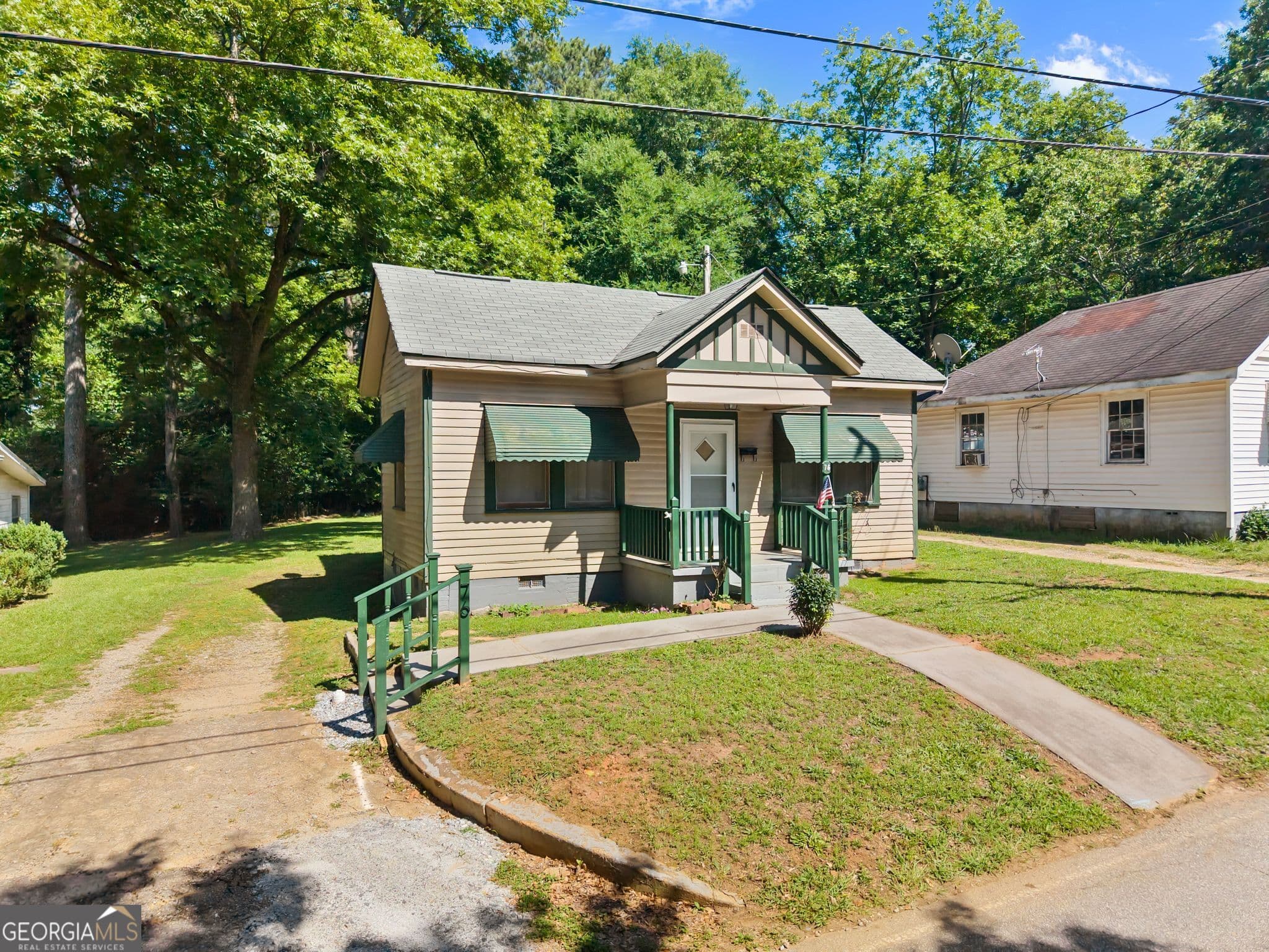 1 bedroom, 1 bathroom, 728 sq ft single family residence for sale at 76 Park Street, Commerce, GA 30529 — photo 5