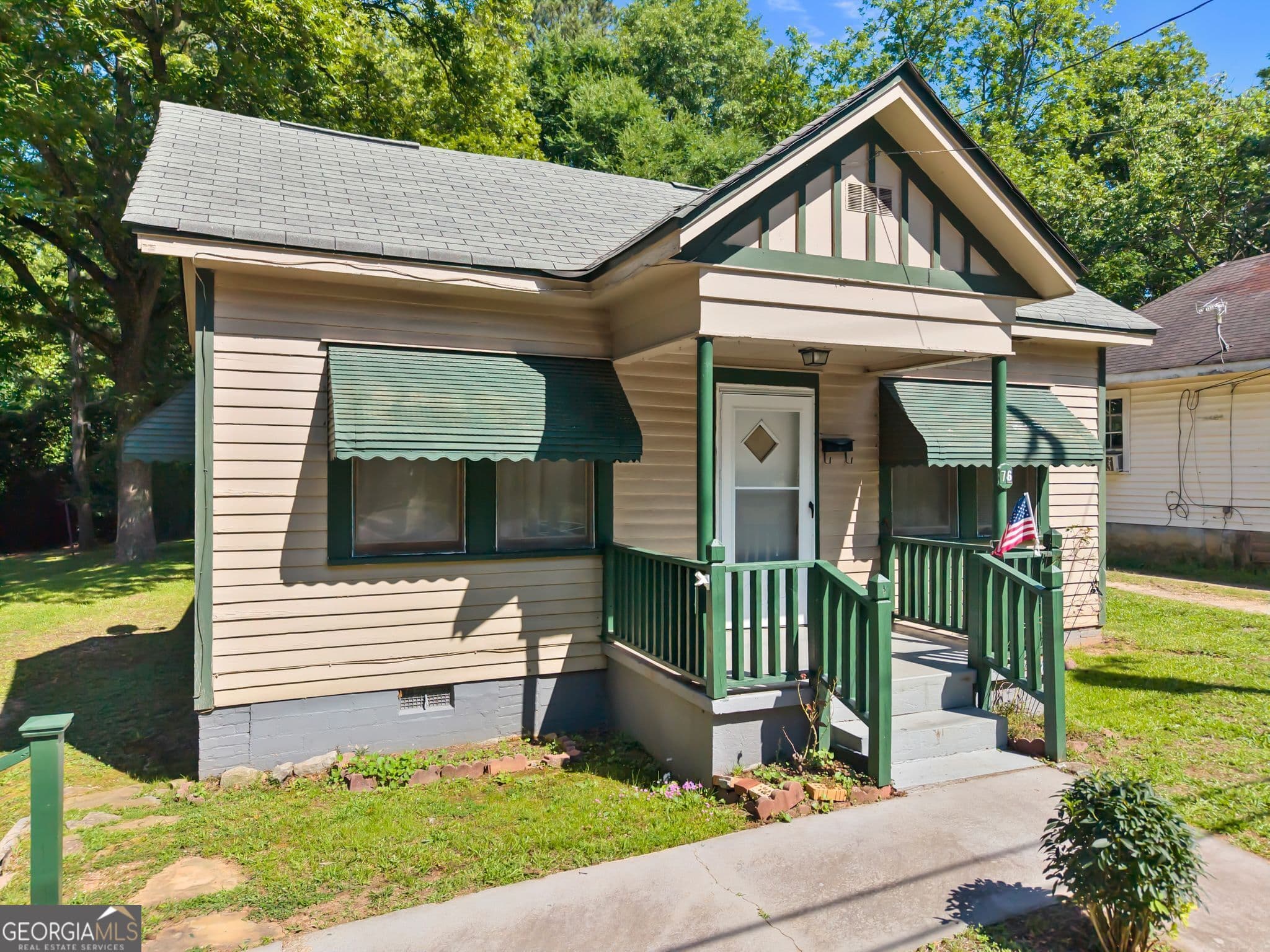 1 bedroom, 1 bathroom, 728 sq ft single family residence for sale at 76 Park Street, Commerce, GA 30529 — photo 4