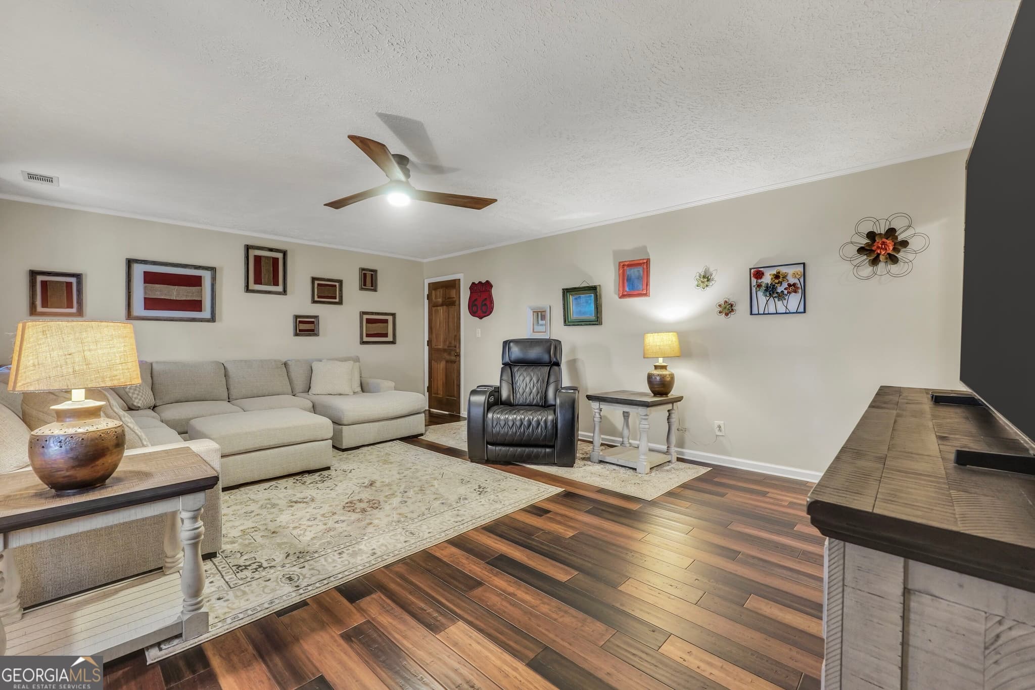 3 bedroom, 2.5 bathroom, 2,144 sq ft single family residence for sale at 372 Johnstonville Road, Barnesville, GA 30204 — photo 7