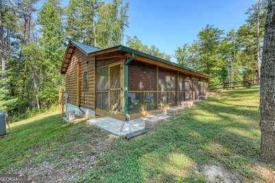 1 bedroom, 1 bathroom cabin,single family residence for sale at 305 Whispering Hills Road, Murphy, NC 28906 — photo 6