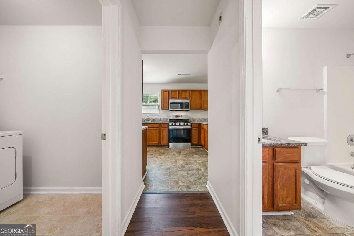 5 bedroom, 3 bathroom, 4,405 sq ft single family residence for sale at 3161 Berthas Overlook, Douglasville, GA 30135 — photo 10