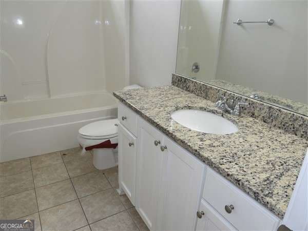 4 bedroom, 2.5 bathroom, 2,859 sq ft single family residence for sale at 709 Eden Lane, Hinesville, GA 31313 — photo 9