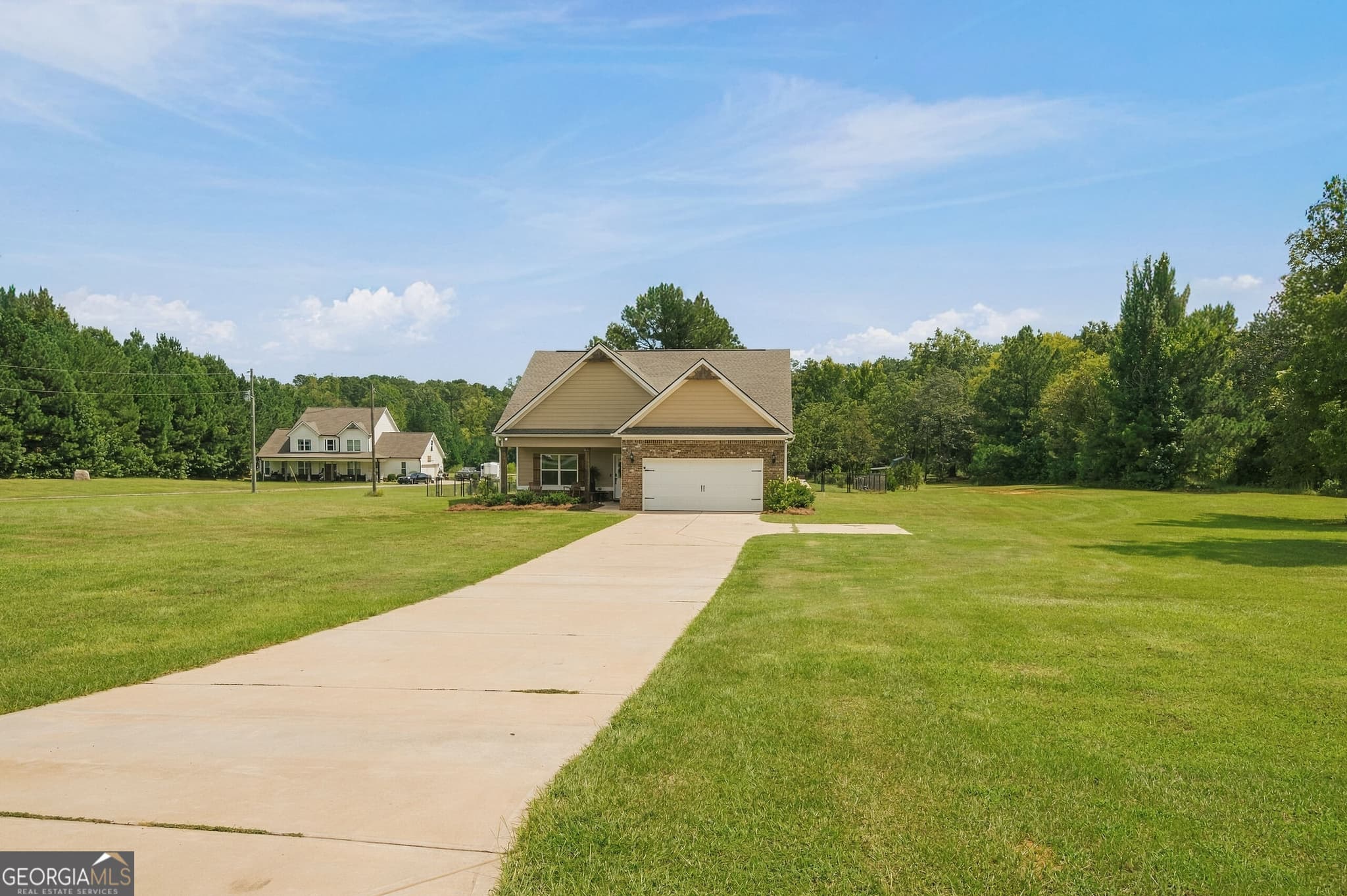 4 bedroom, 3.5 bathroom, 2,339 sq ft single family residence for sale at 279 Davis Road, Gray, GA 31032 — photo 3