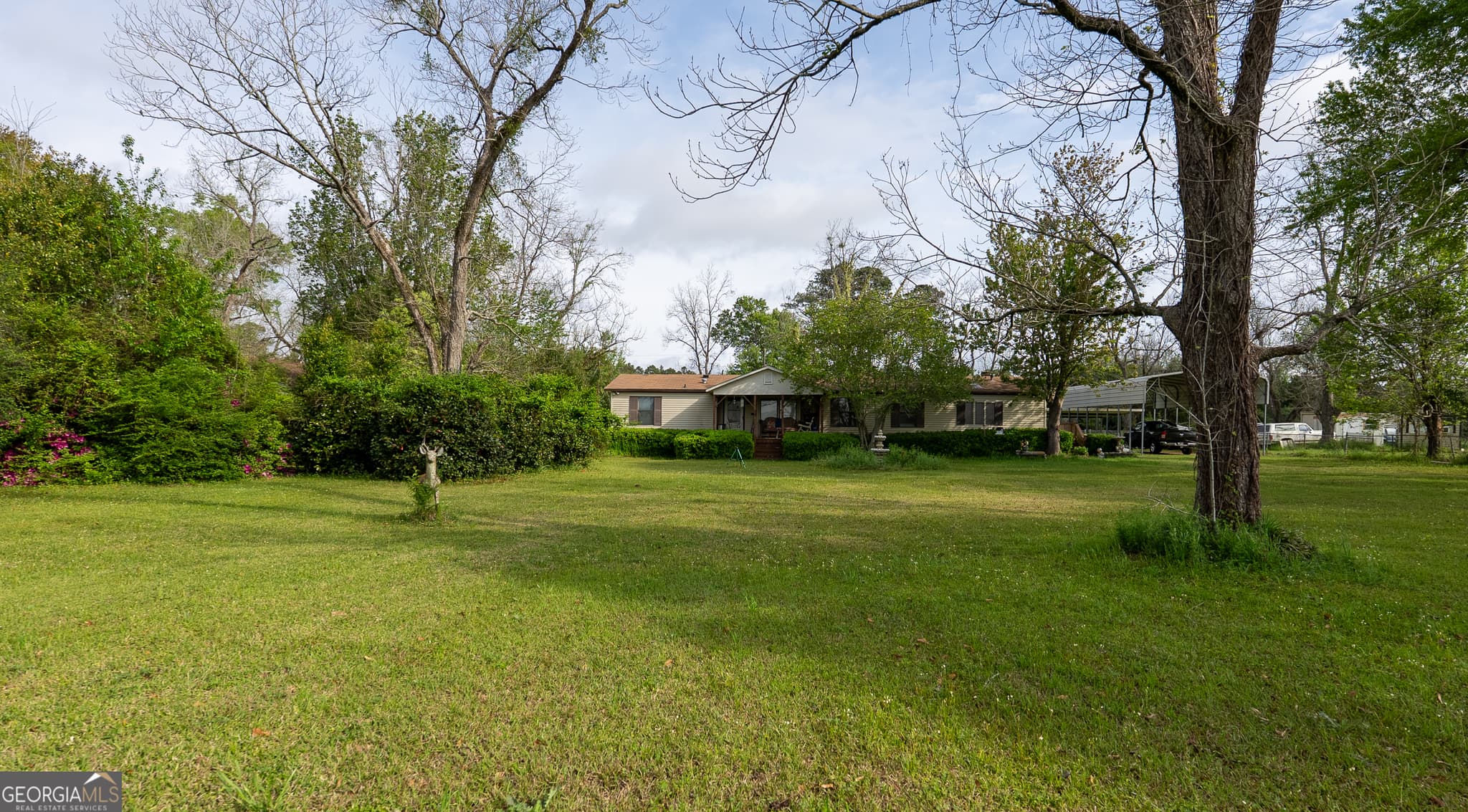 3 bedroom, 2 bathroom, 1,960 sq ft mobile home sold at 3726 Traverse Lane, Baconton, GA 31716