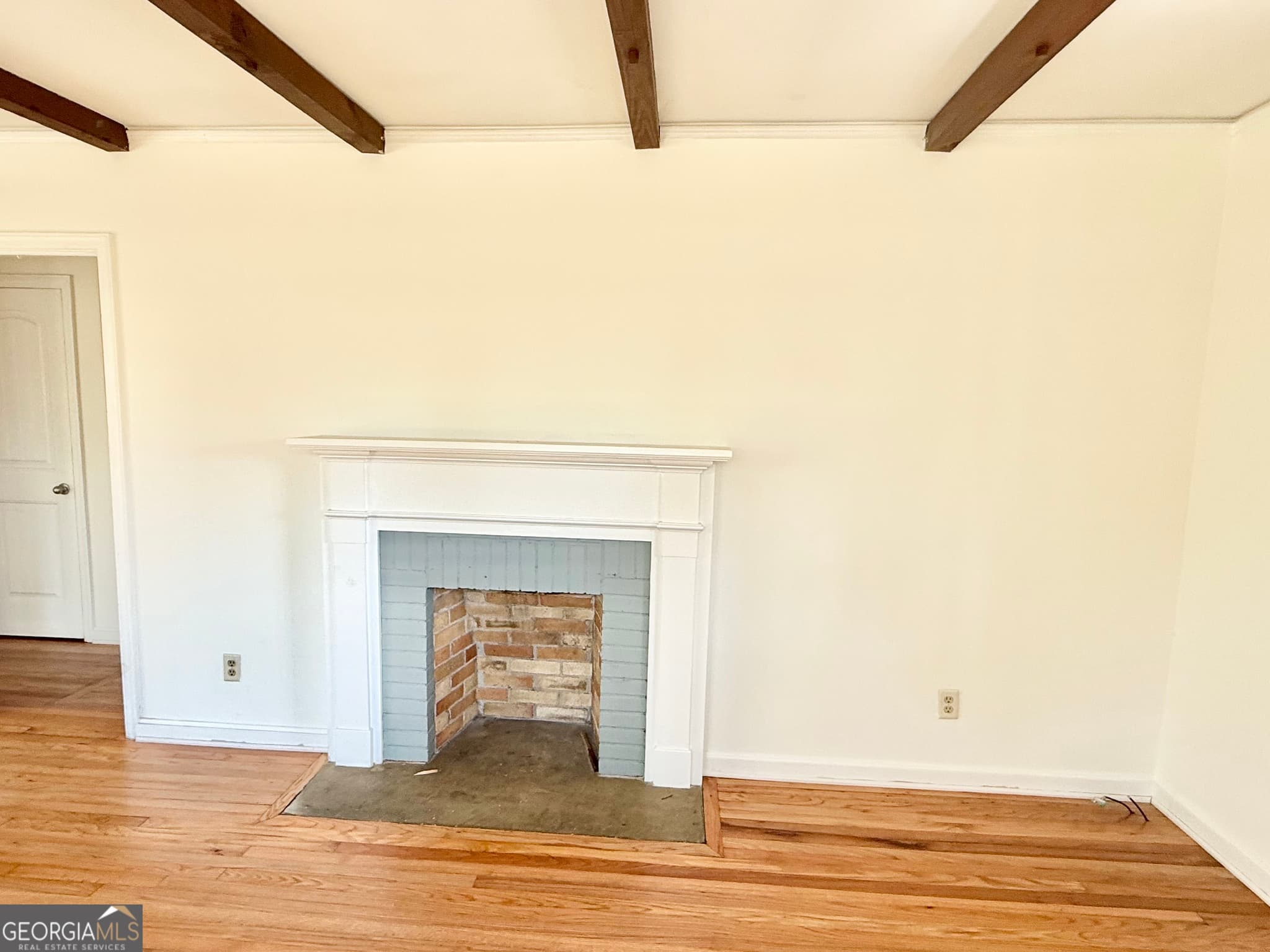 2 bedroom, 1 bathroom, 1,862 sq ft single family residence for rent at 110 Elm Drive, Lagrange, GA 30240 for $1,300 a month — photo 3
