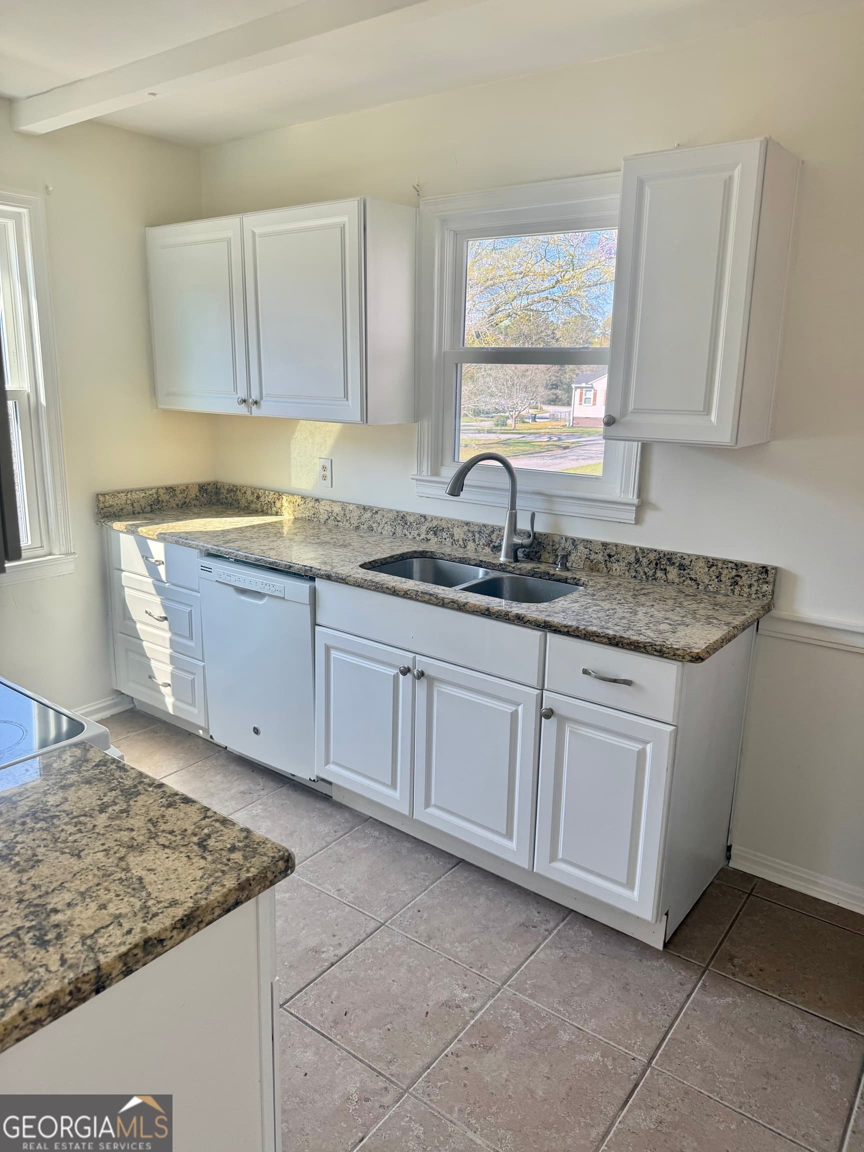 2 bedroom, 1 bathroom, 1,862 sq ft single family residence for rent at 110 Elm Drive, Lagrange, GA 30240 for $1,300 a month — photo 10