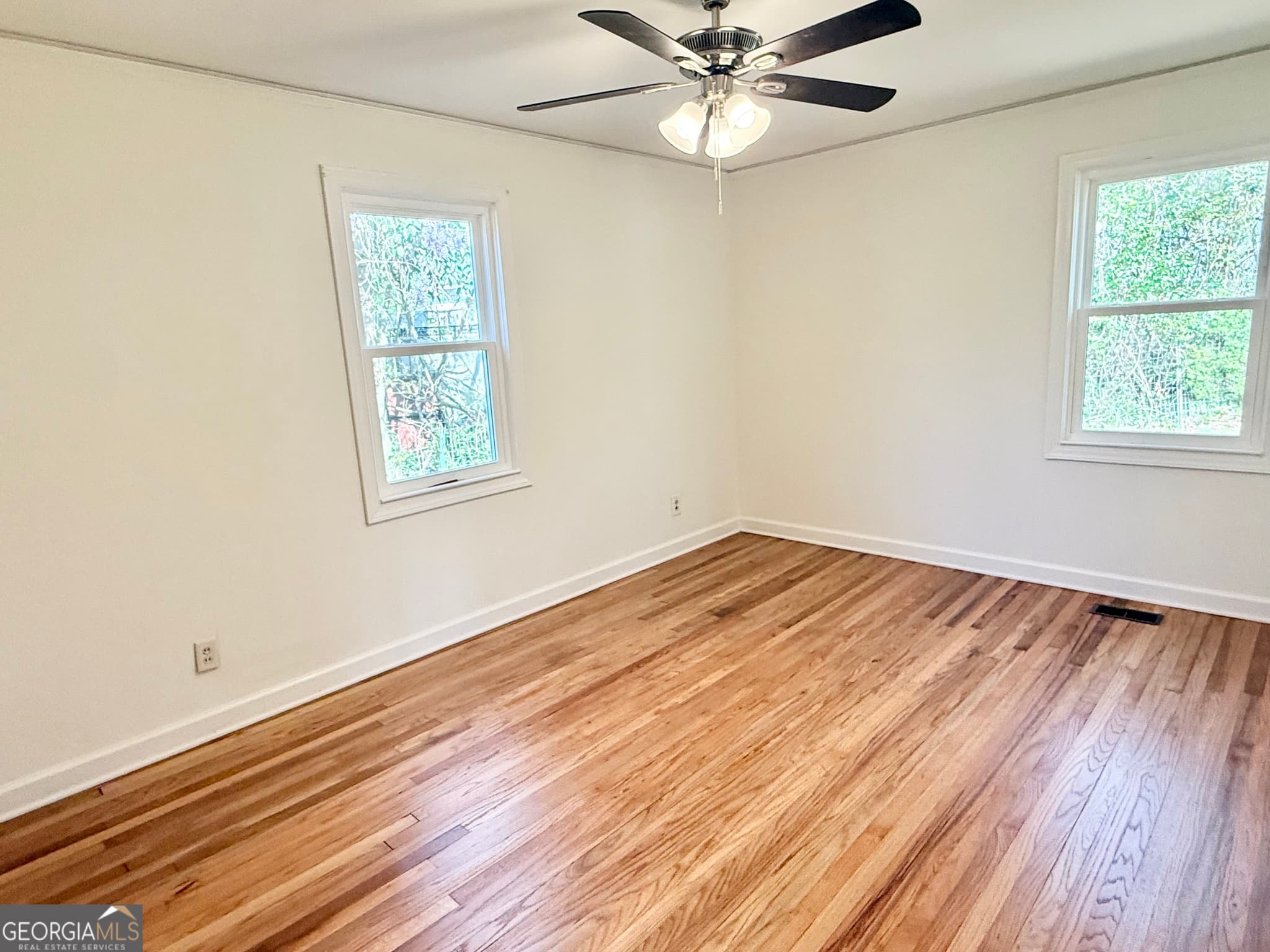 2 bedroom, 1 bathroom, 1,862 sq ft single family residence for rent at 110 Elm Drive, Lagrange, GA 30240 for $1,300 a month — photo 8