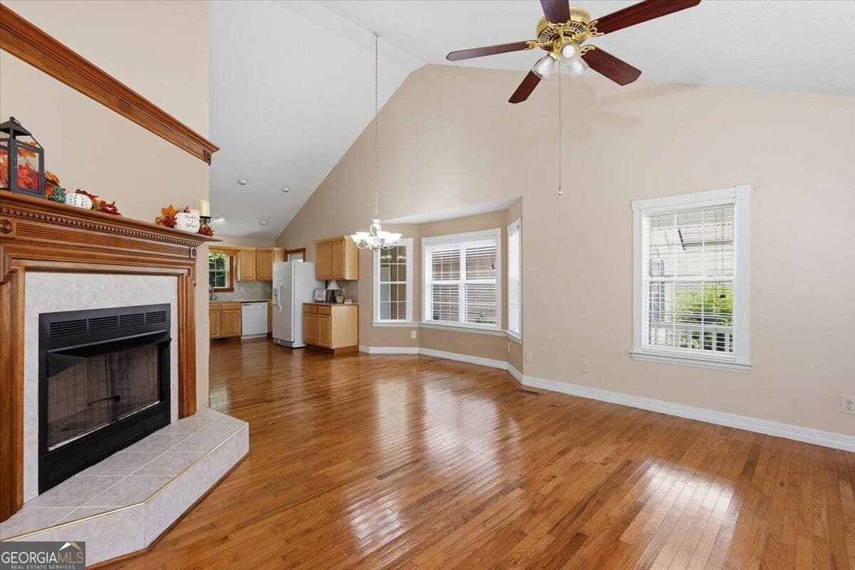 3 bedroom, 2 bathroom, 1,298 sq ft single family residence for sale at 241 Graystone Pointe Drive, Macon, GA 31211 — photo 10