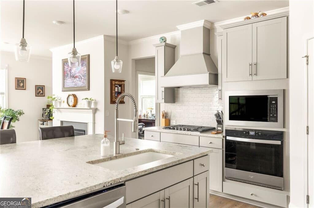5 bedroom, 4.5 bathroom, 3,831 sq ft single family residence for sale at 21 Timber Trace, Newnan, GA 30263 — photo 9