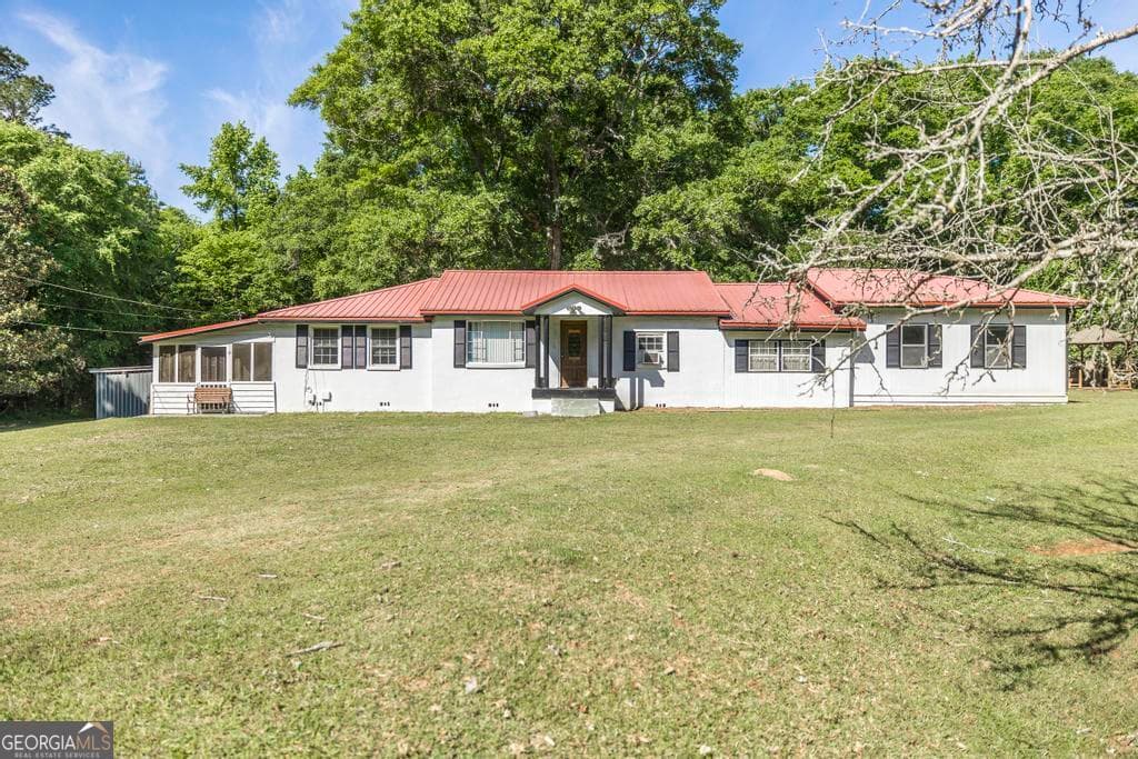 3 bedroom, 2 bathroom, 1,856 sq ft single family residence sold at 8494 Lower Thomaston Road, Lizella, GA 31052