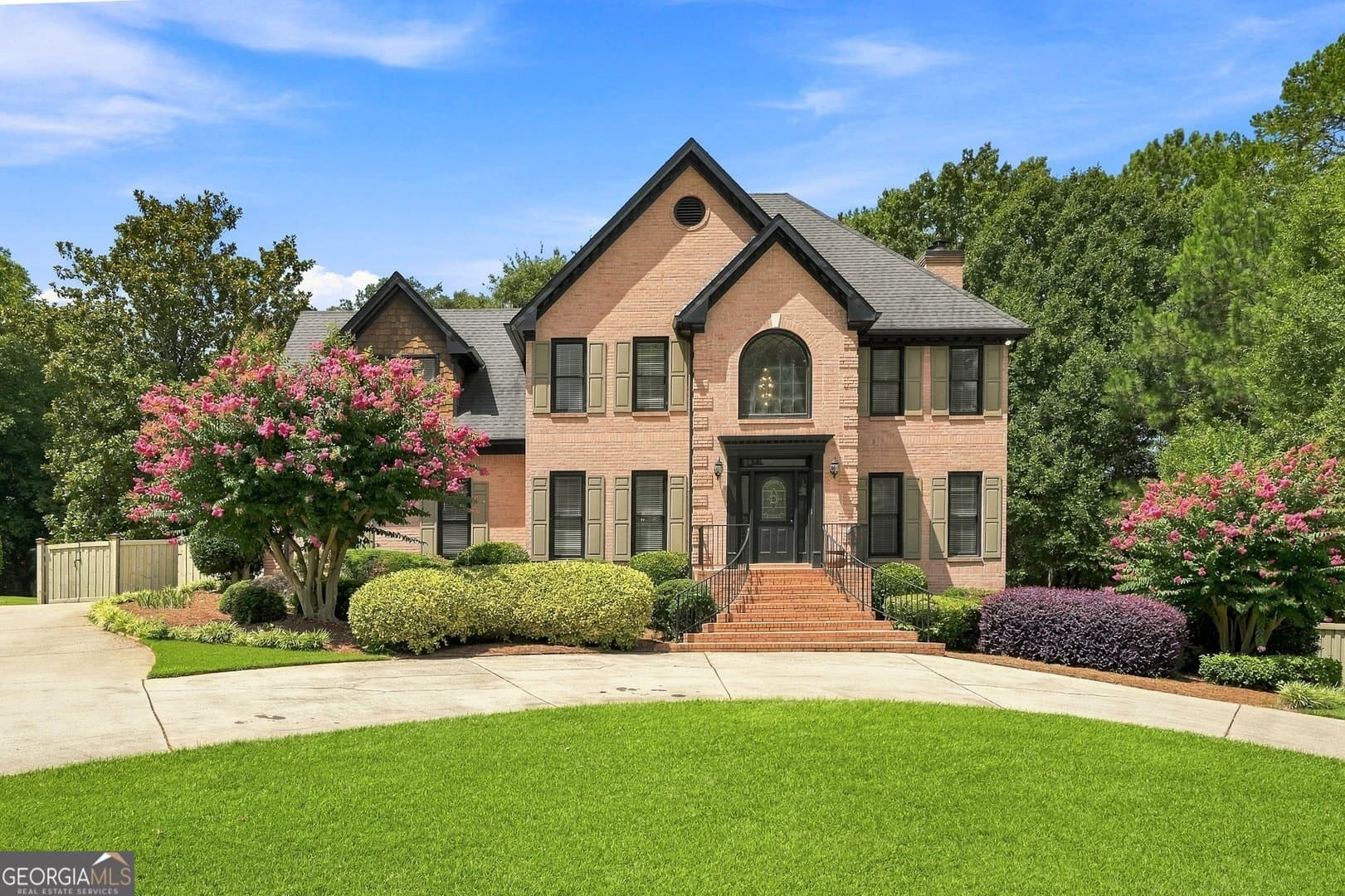 5 bedroom, 3.5 bathroom, 3,801 sq ft single family residence for sale at 28 Saint Ives Way, Winder, GA 30680 — photo 1 of 47
