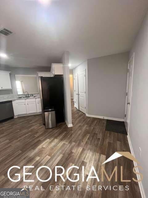 3 bedroom, 2 bathroom, 1,492 sq ft single family residence for sale at 131 Savannah Way, Milner, GA 30257 — photo 4