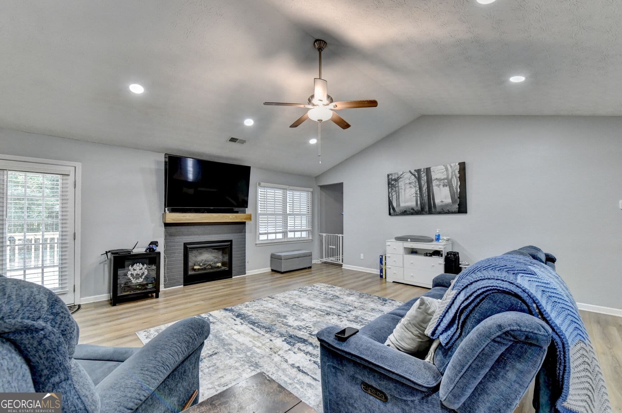 3 bedroom, 2 bathroom, 1,739 sq ft single family residence for sale at 1921 Shady Creek Lane, Lawrenceville, GA 30043 — photo 6