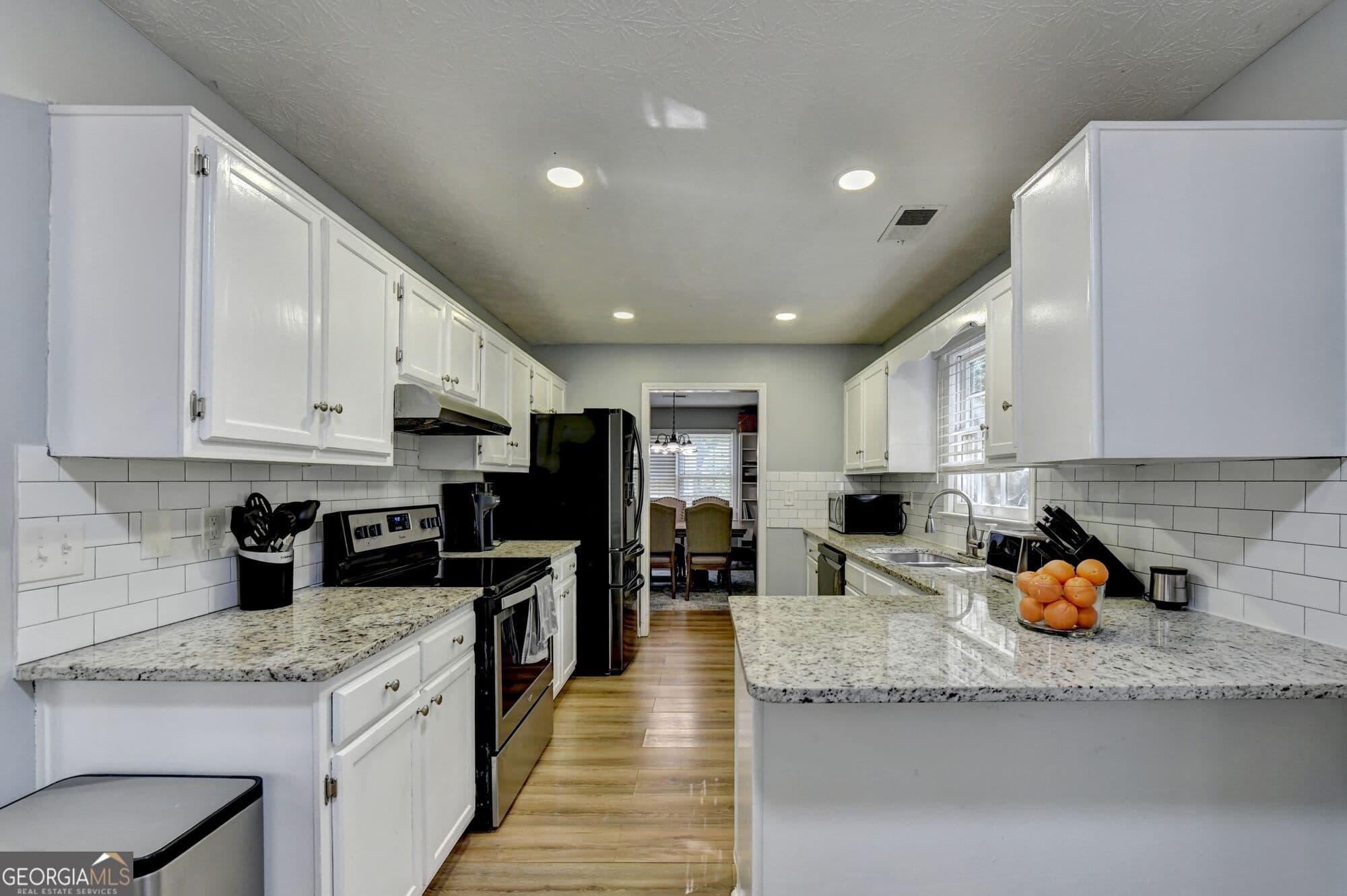 3 bedroom, 2 bathroom, 1,739 sq ft single family residence for sale at 1921 Shady Creek Lane, Lawrenceville, GA 30043 — photo 10