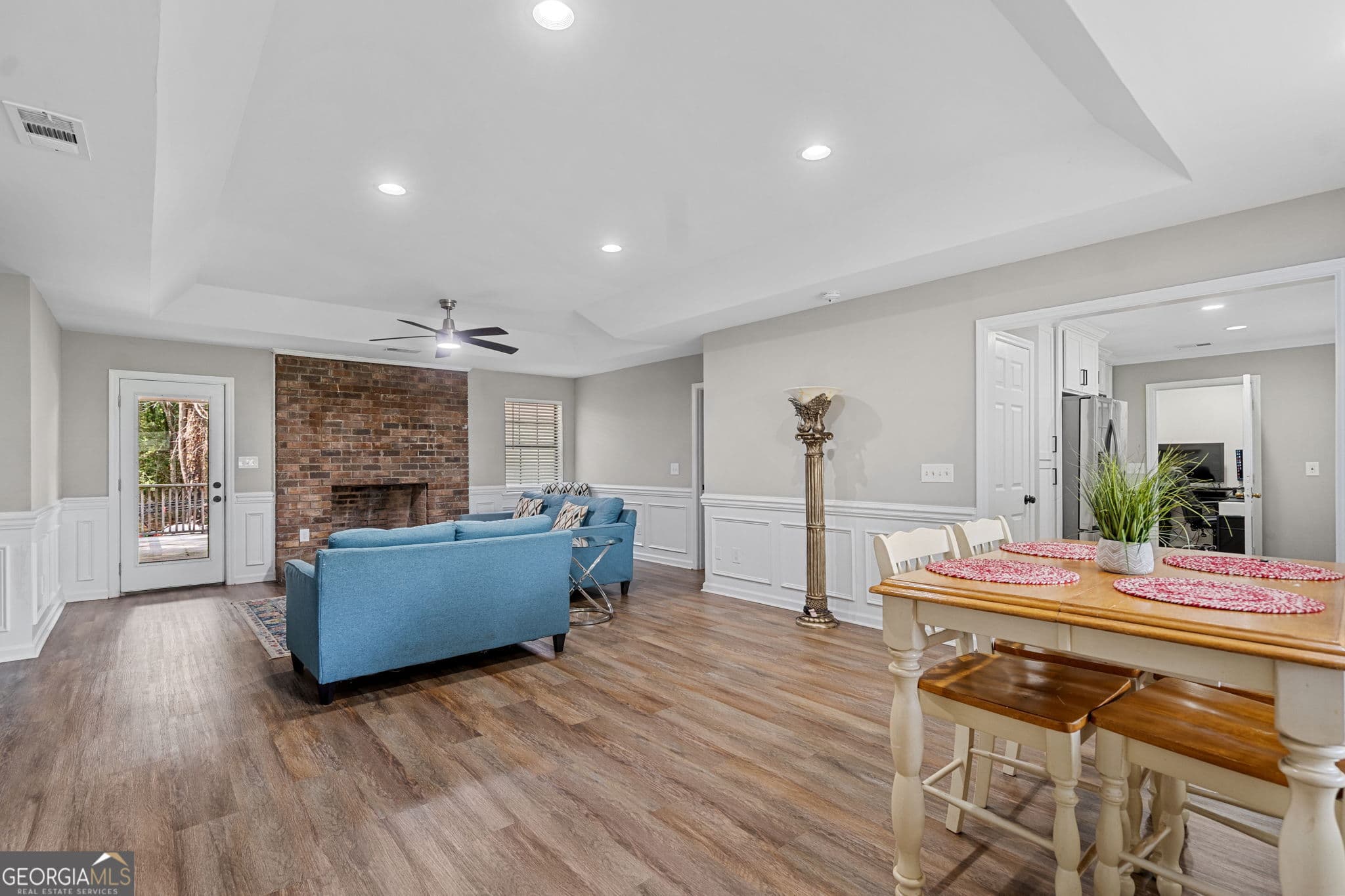 4 bedroom, 3 bathroom, 2,088 sq ft single family residence for sale at 116 Oak Street, Rincon, GA 31326 — photo 3