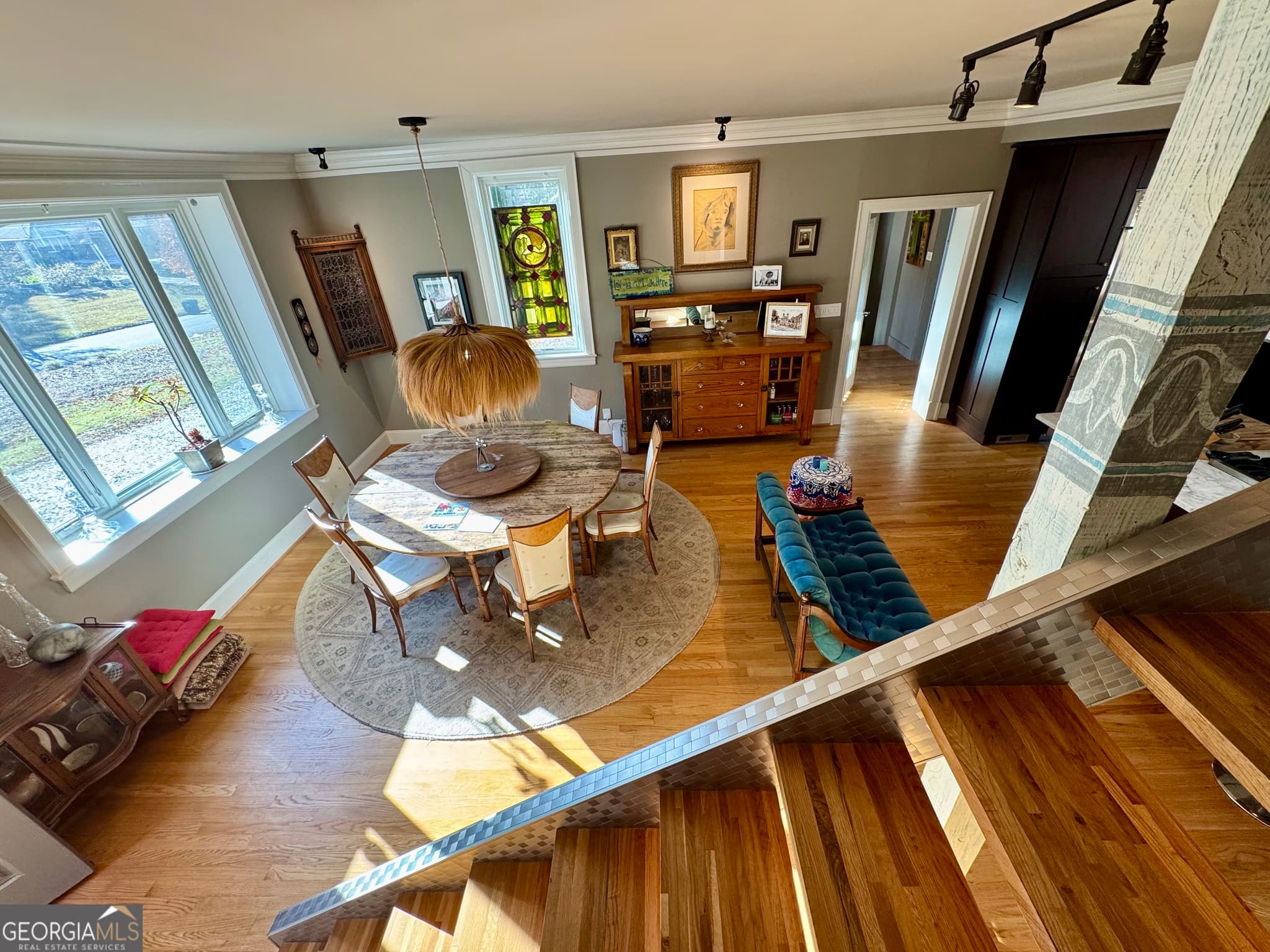 4 bedroom, 3.5 bathroom, 3,131 sq ft single family residence for sale at 2221 Highview Road, Atlanta, GA 30311 — photo 2