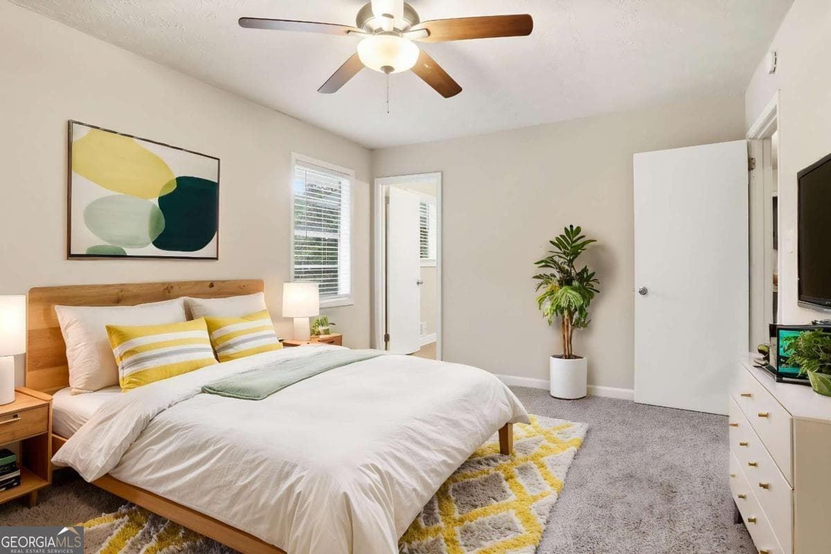 4 bedroom, 2.5 bathroom, 2,106 sq ft single family residence for sale at 2370 Tiffany Circle, Decatur, GA 30035 — photo 8