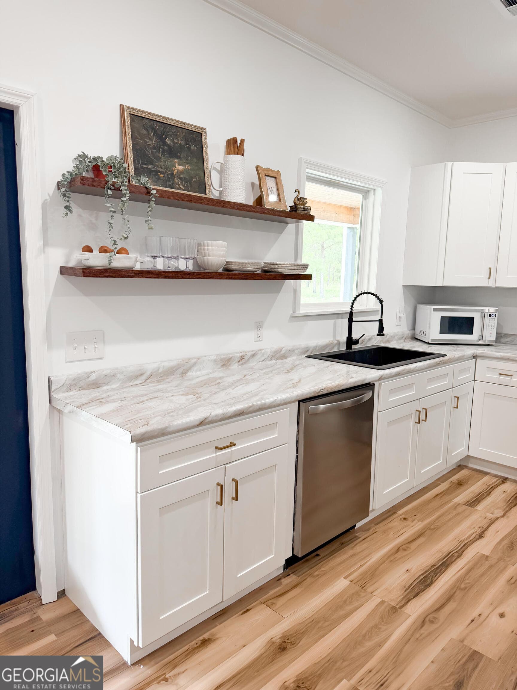 3 bedroom, 2 bathroom, 2,200 sq ft single family residence for sale at 210 Saint Galilee Road, Swainsboro, GA 30401 — photo 4