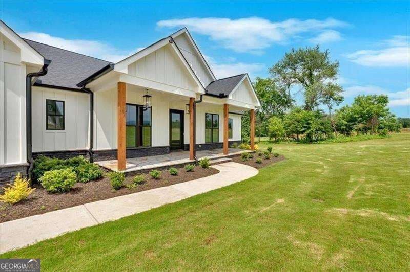 4 bedroom, 3.5 bathroom, 2,950 sq ft single family residence for sale at 300 Eminence Peak, Rydal, GA 30171 — photo 3