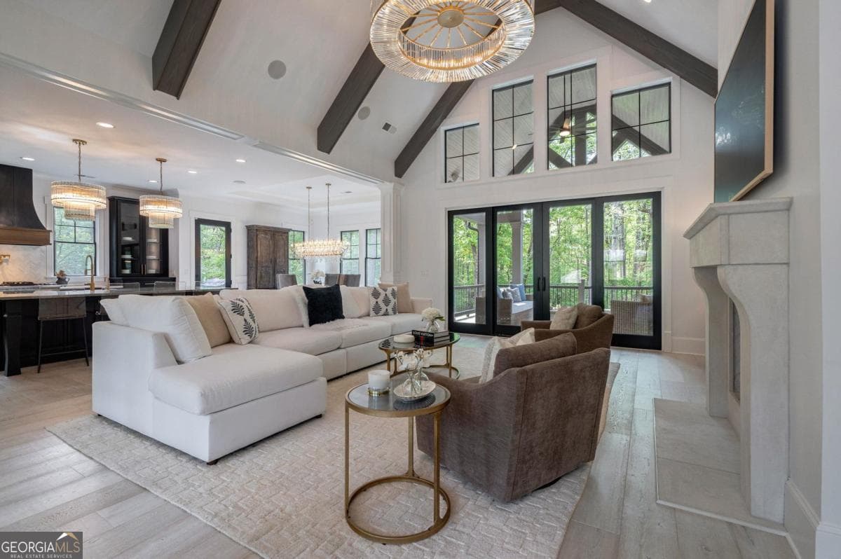 5 bedroom, 4.5 bathroom, 5,165 sq ft single family residence under contract at 1080 Jones Bluff Court, Greensboro, GA 30642 — photo 7