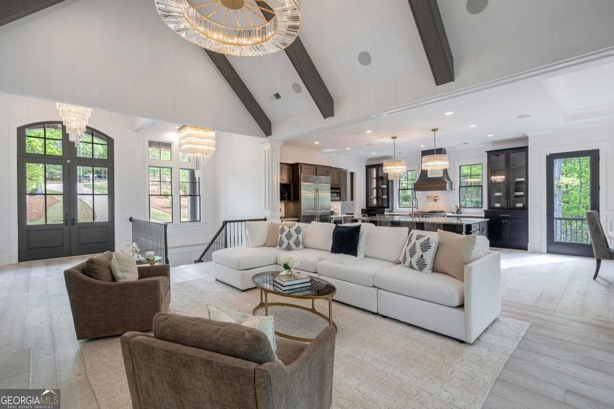 5 bedroom, 4.5 bathroom, 5,165 sq ft single family residence under contract at 1080 Jones Bluff Court, Greensboro, GA 30642 — photo 9
