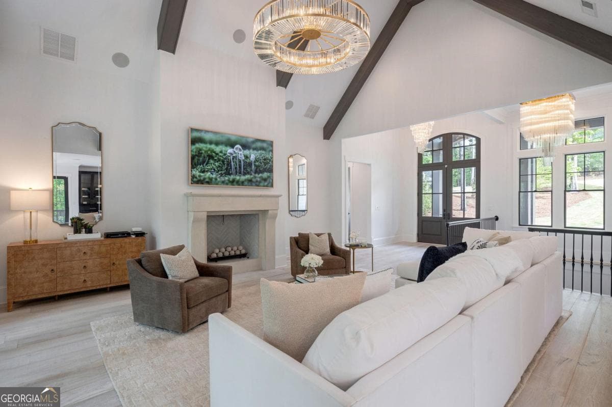 5 bedroom, 4.5 bathroom, 5,165 sq ft single family residence under contract at 1080 Jones Bluff Court, Greensboro, GA 30642 — photo 8