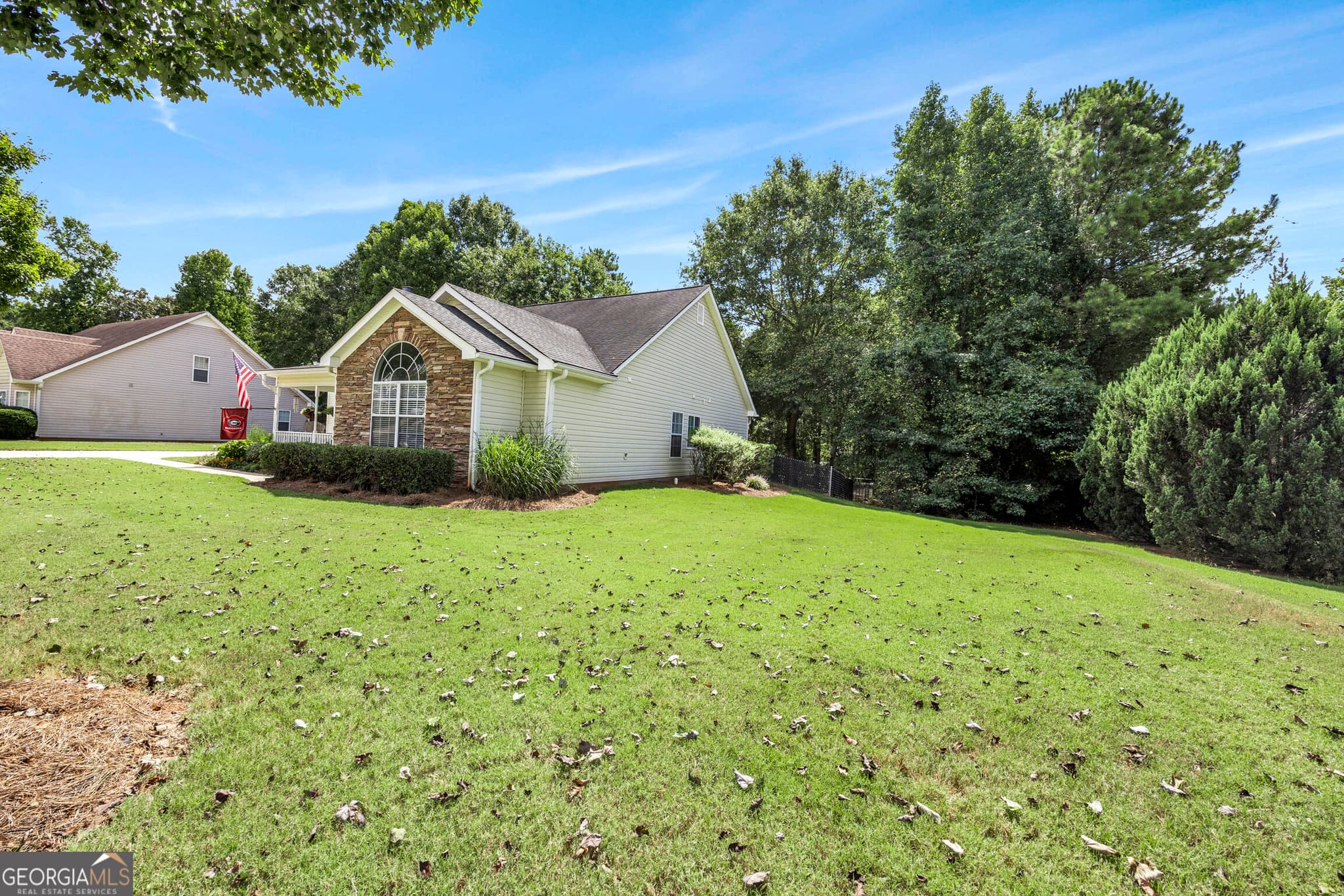 3 bedroom, 2 bathroom, 1,978 sq ft single family residence for sale at 440 Berkshire Drive, Covington, GA 30016 — photo 3