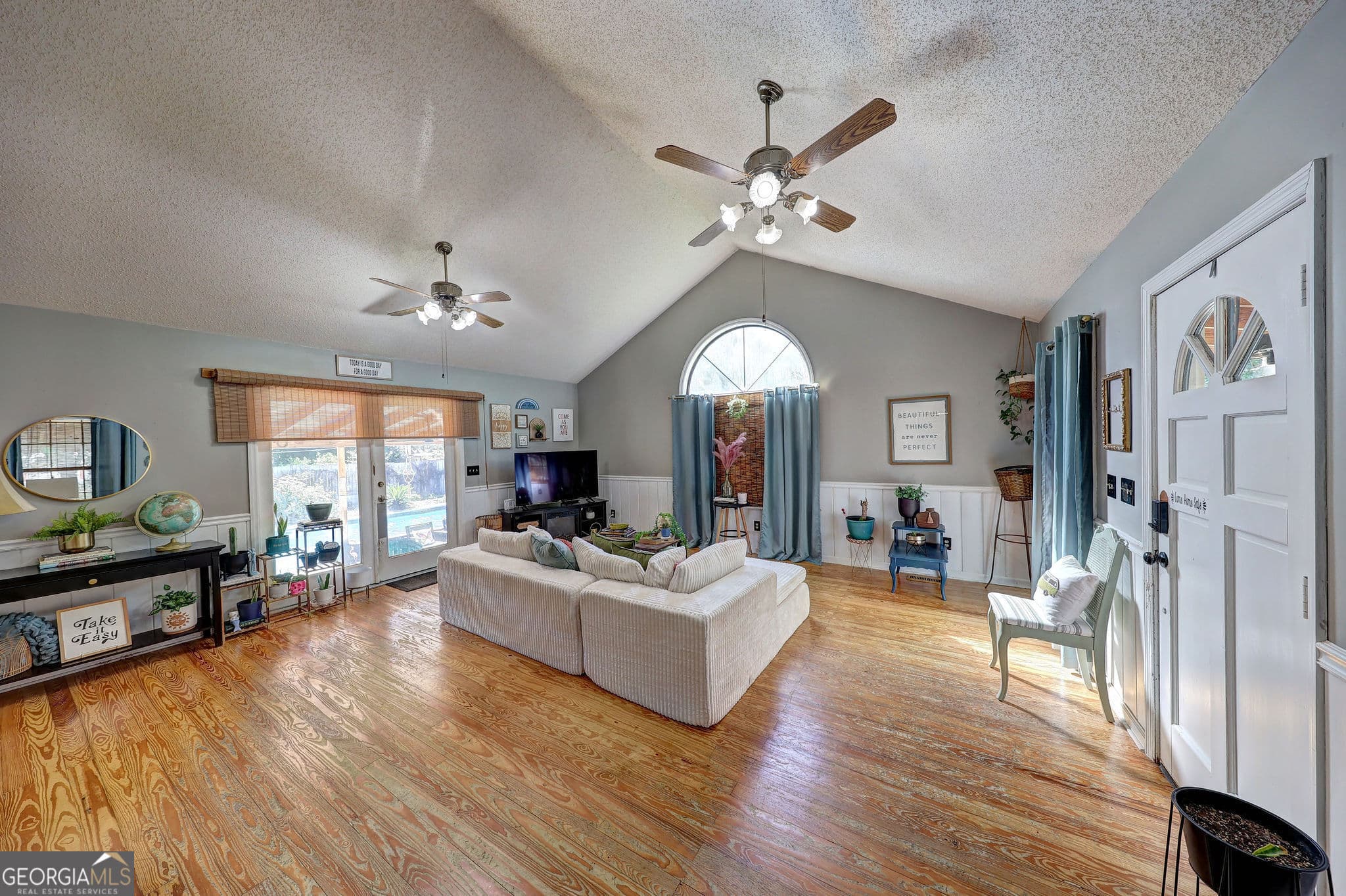 3 bedroom, 2 bathroom, 1,782 sq ft single family residence for sale at 312 Dechene Drive, Thomasville, GA 31757 — photo 6
